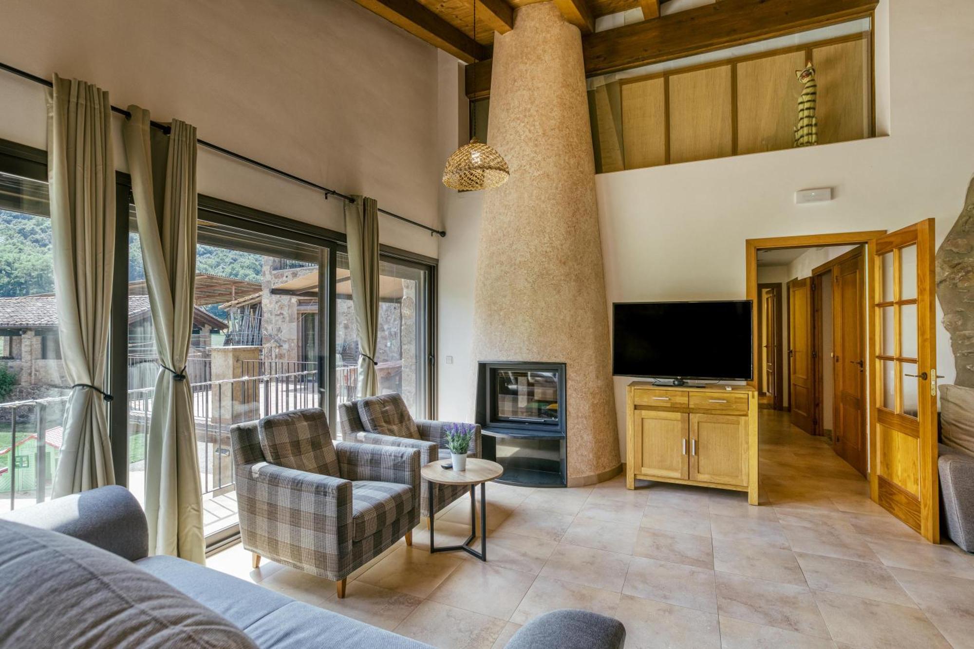 Casa Rural Mas Plantalech La Vall de Bianya Eksteriør billede